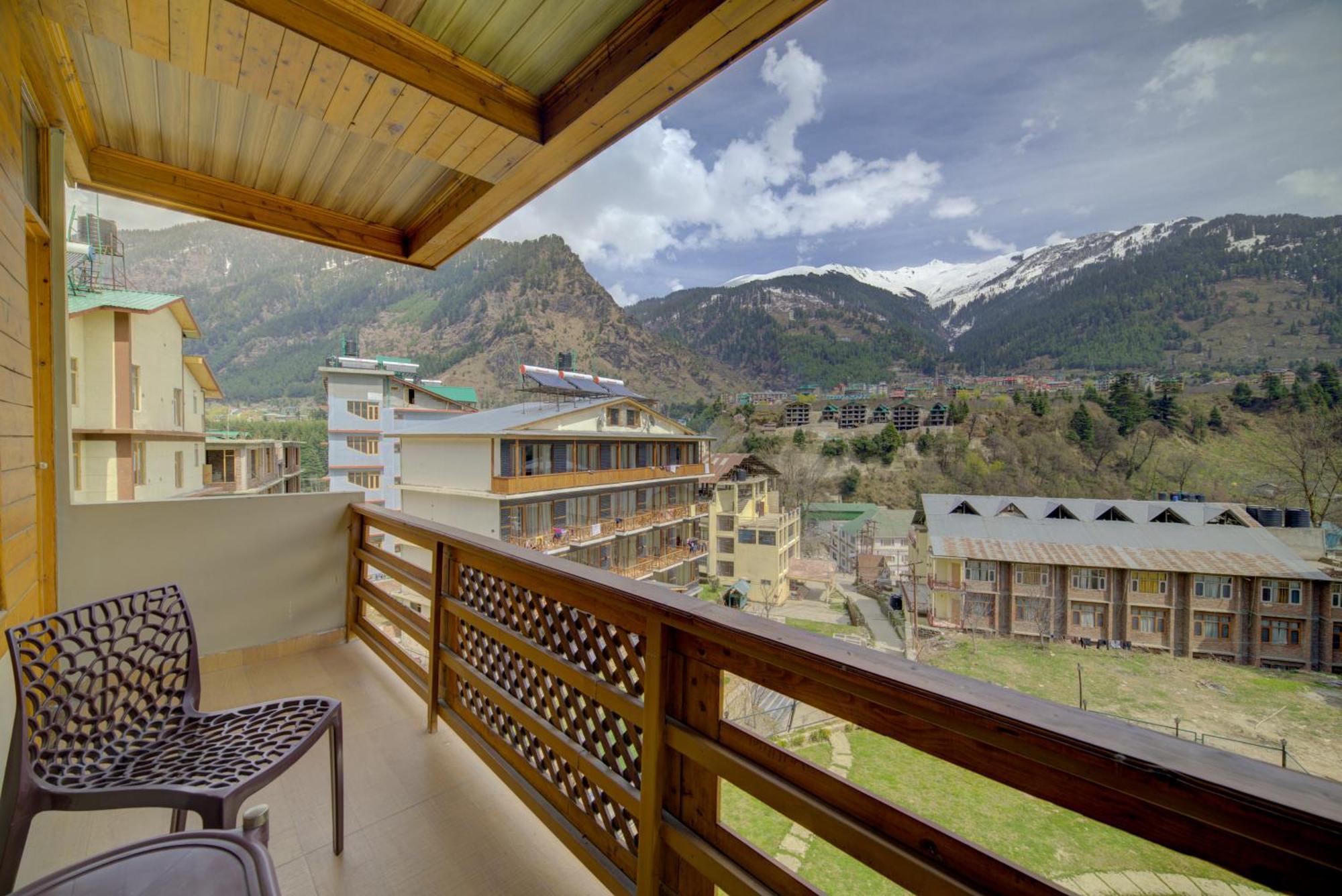 Grace Resort And Spa Manāli Buitenkant foto