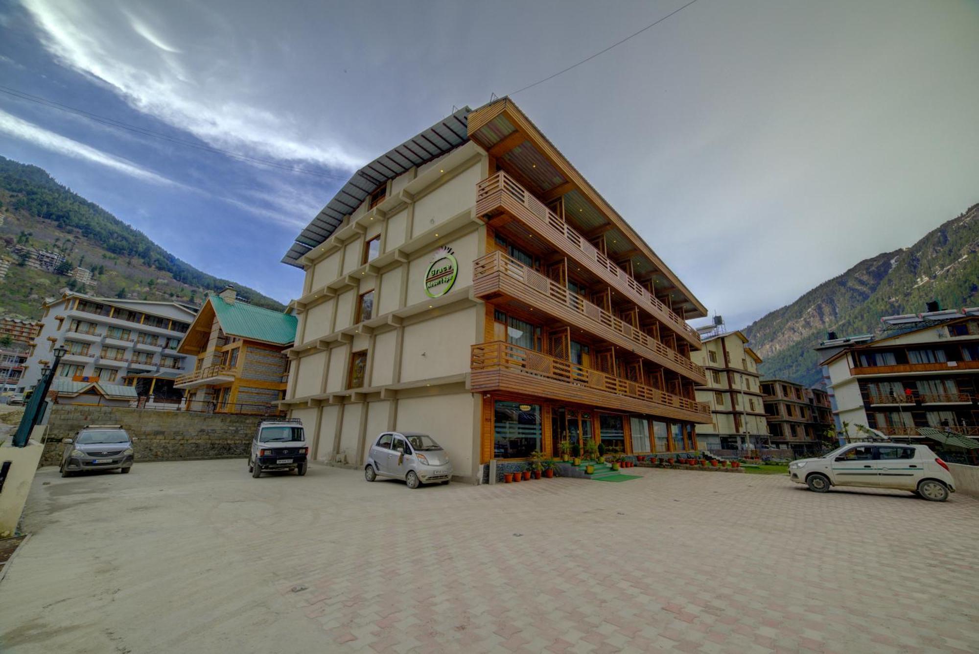 Grace Resort And Spa Manāli Buitenkant foto